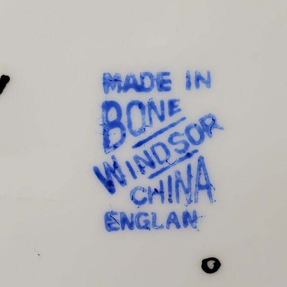 Windsor Teacup and Saucer Art Deco Blue Flowers Vintage - Picture 8 of 9